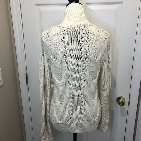 Eddie Bauer hand knit cream button front cardigan long sleeve sweater size mediu - Picture 6 of 9